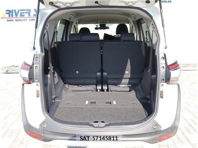 Toyota SIENTA 2015-11 8661549-8