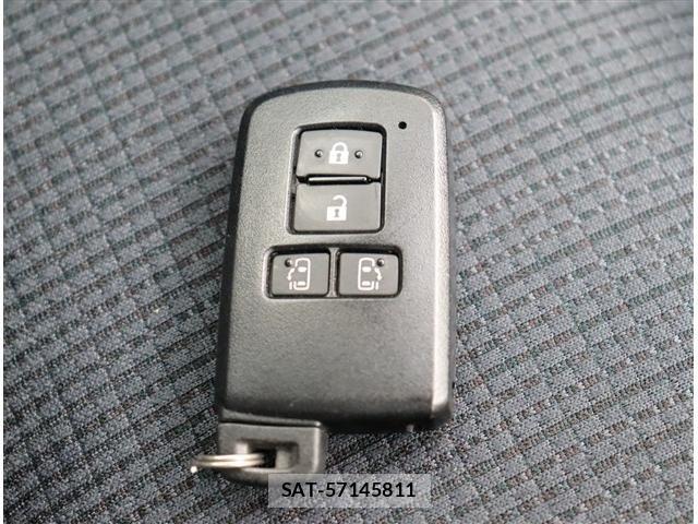 Toyota SIENTA 2015-11 8661549-18