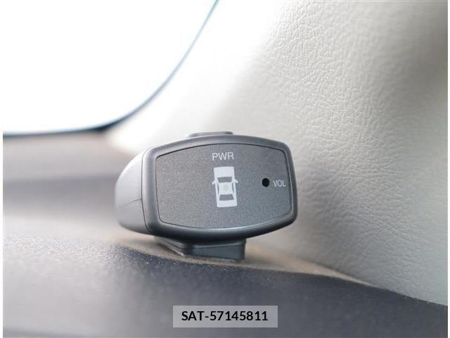 Toyota SIENTA 2015-11 8661549-23