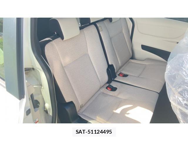 Toyota SIENTA 2015-07 8666904-8