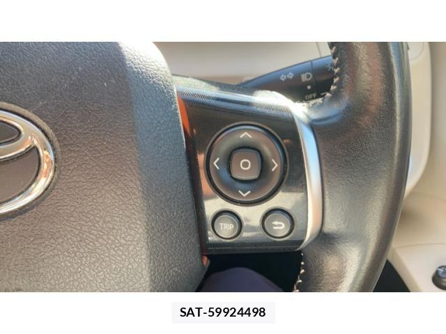 Toyota SIENTA 2015-09 8661560-12