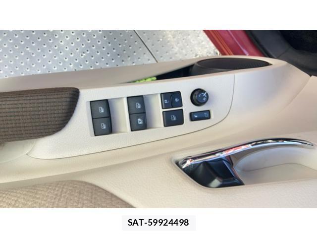 Toyota SIENTA 2015-09 8661560-8