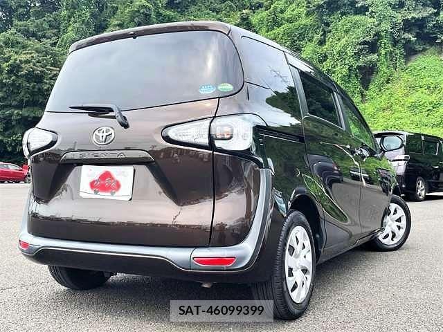 Toyota SIENTA 2015-09 8661547-2