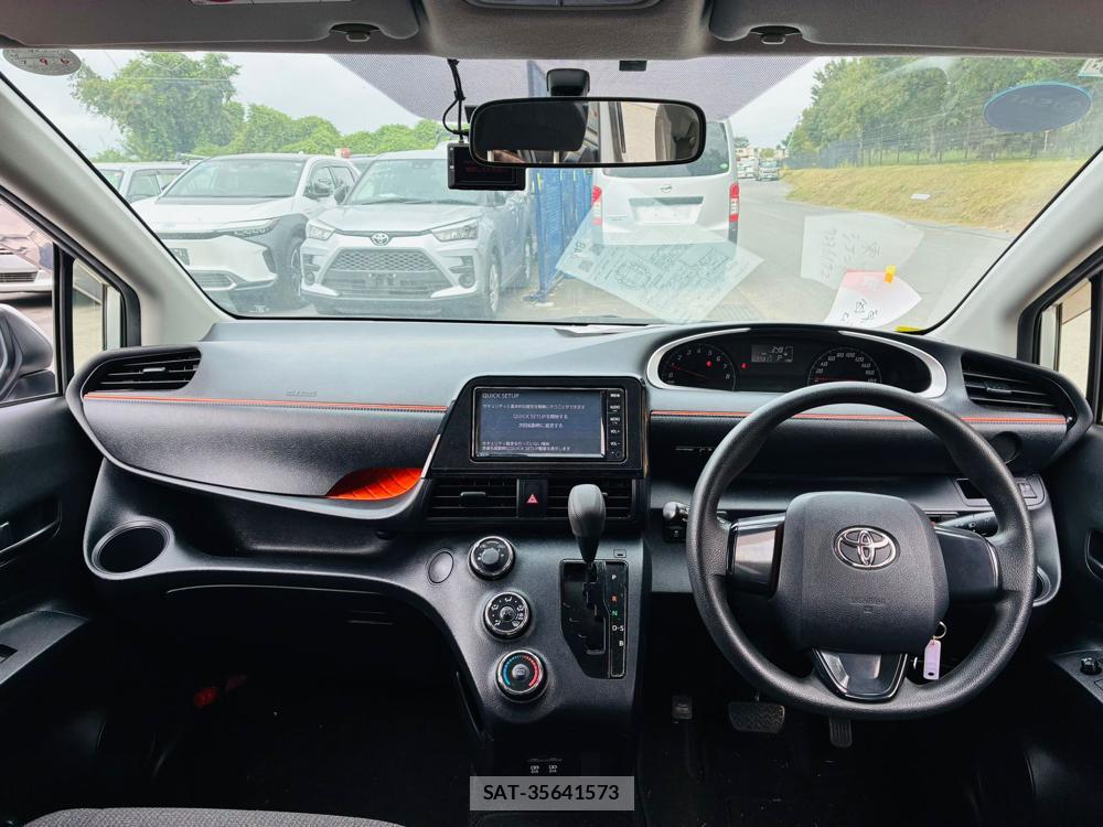 Toyota SIENTA 2020-01 8590886-12