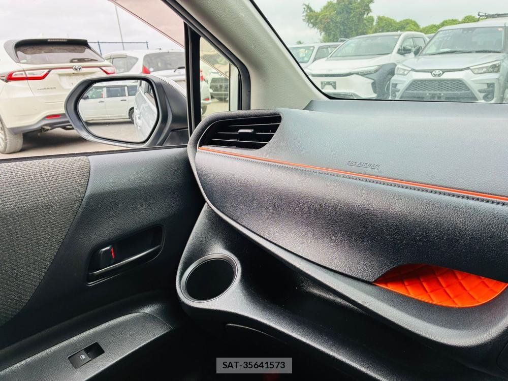 Toyota SIENTA 2020-01 8590886-18