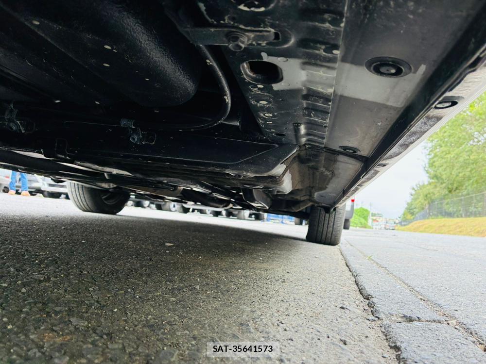 Toyota SIENTA 2020-01 8590886-36