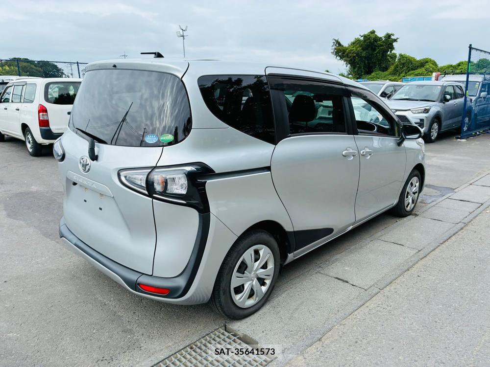 Toyota SIENTA 2020-01 8590886-4