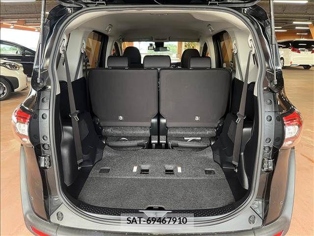 Toyota SIENTA 2022-04 8661541-11