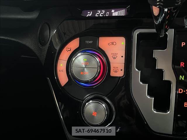 Toyota SIENTA 2022-04 8661541-18