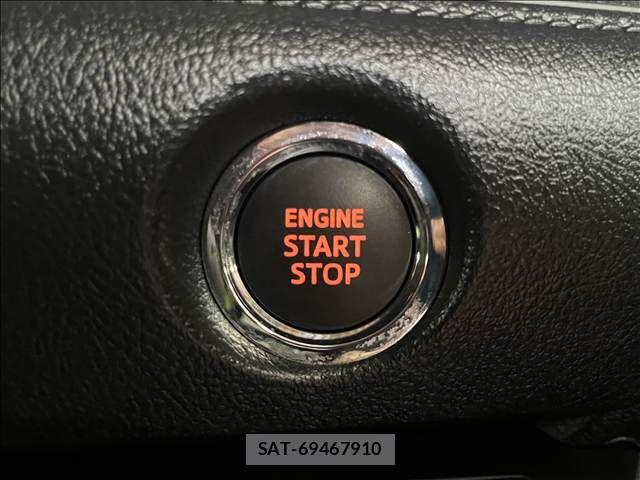 Toyota SIENTA 2022-04 8661541-26