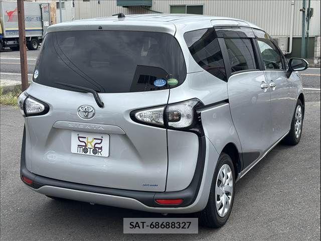 Toyota SIENTA 2015-12 8661554-9