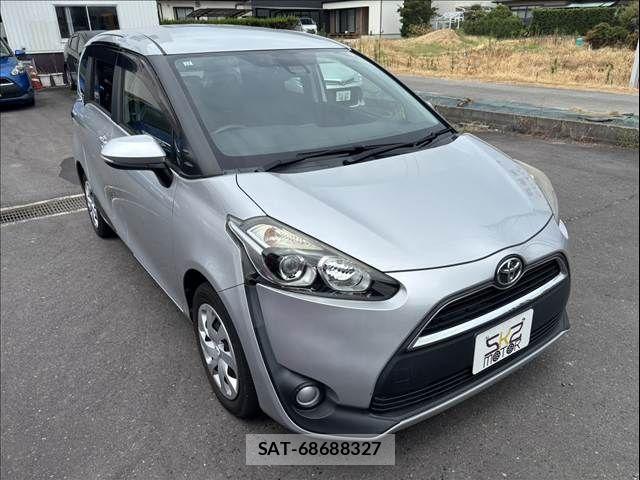 Toyota SIENTA 2015-12 8661554-4