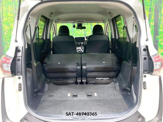 Toyota SIENTA 2019-03 8661544-10