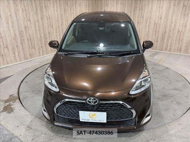 Toyota SIENTA 2019-10 8661548-13