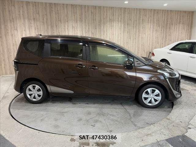 Toyota SIENTA 2019-10 8661548-15