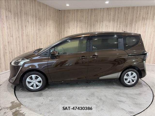 Toyota SIENTA 2019-10 8661548-19