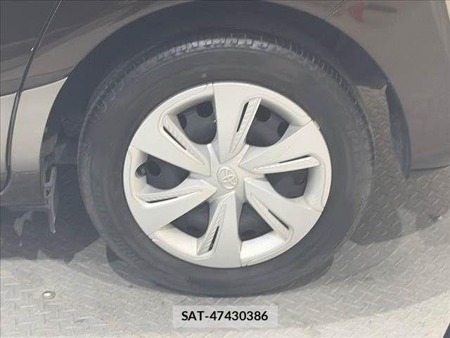 Toyota SIENTA 2019-10 8661548-25