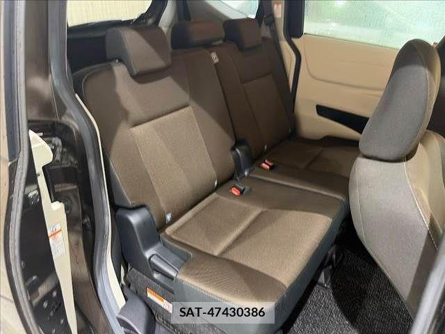 Toyota SIENTA 2019-10 8661548-8