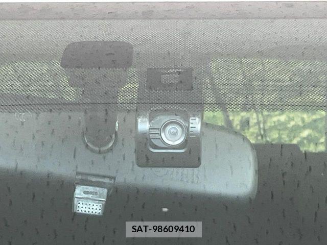 Toyota SIENTA 2016-11 8661551-6