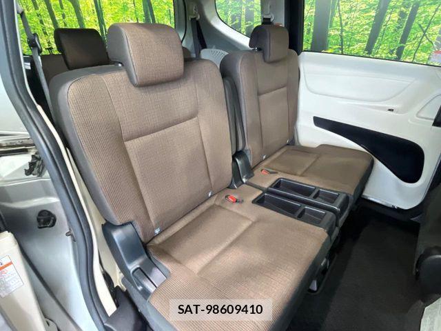 Toyota SIENTA 2016-11 8661551-8