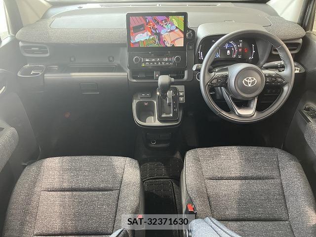 Toyota SIENTA 2023-08 8661542-1