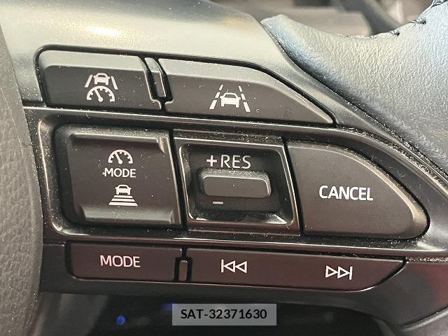 Toyota SIENTA 2023-08 8661542-5