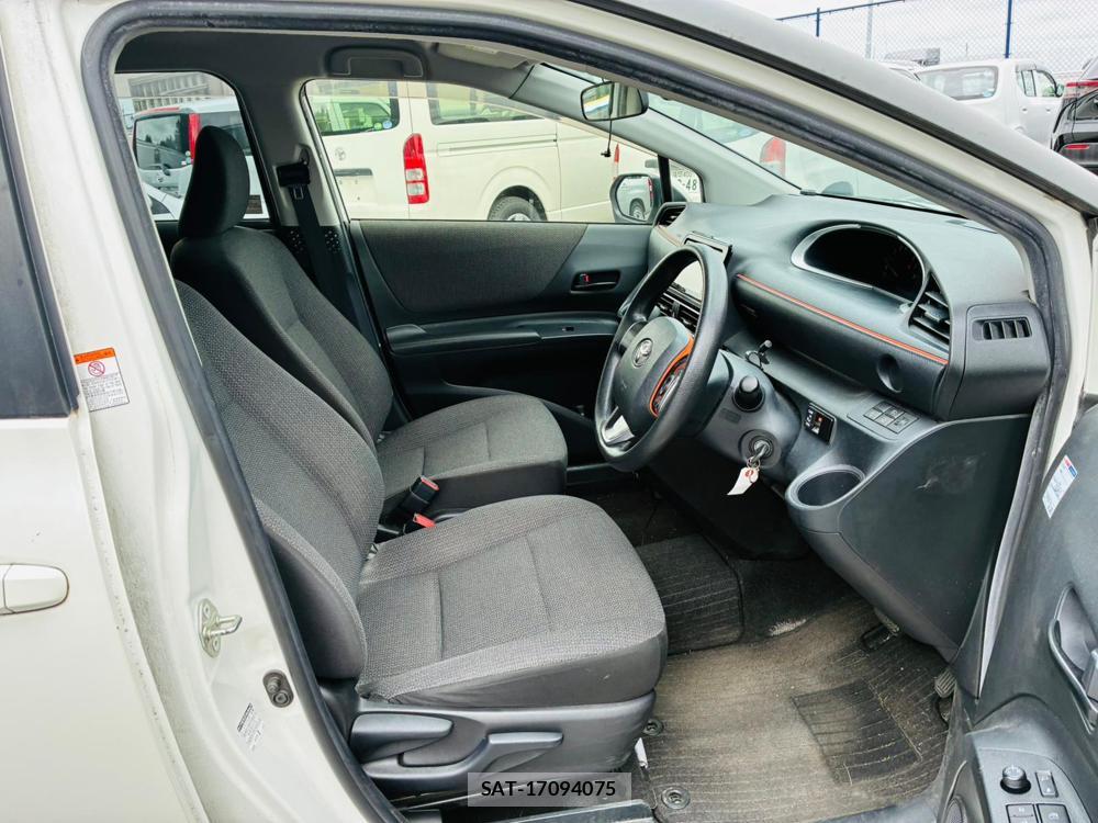 Toyota SIENTA 2019-08 8543895-11