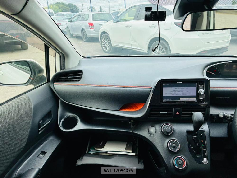 Toyota SIENTA 2019-08 8543895-17