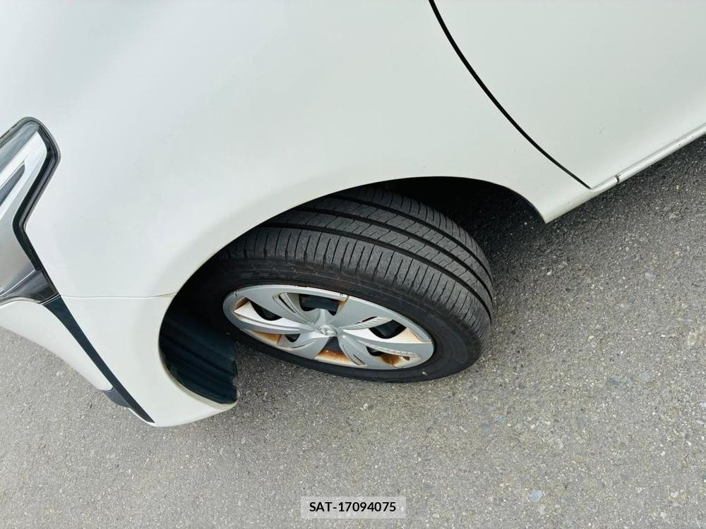 Toyota SIENTA 2019-08 8543895-30