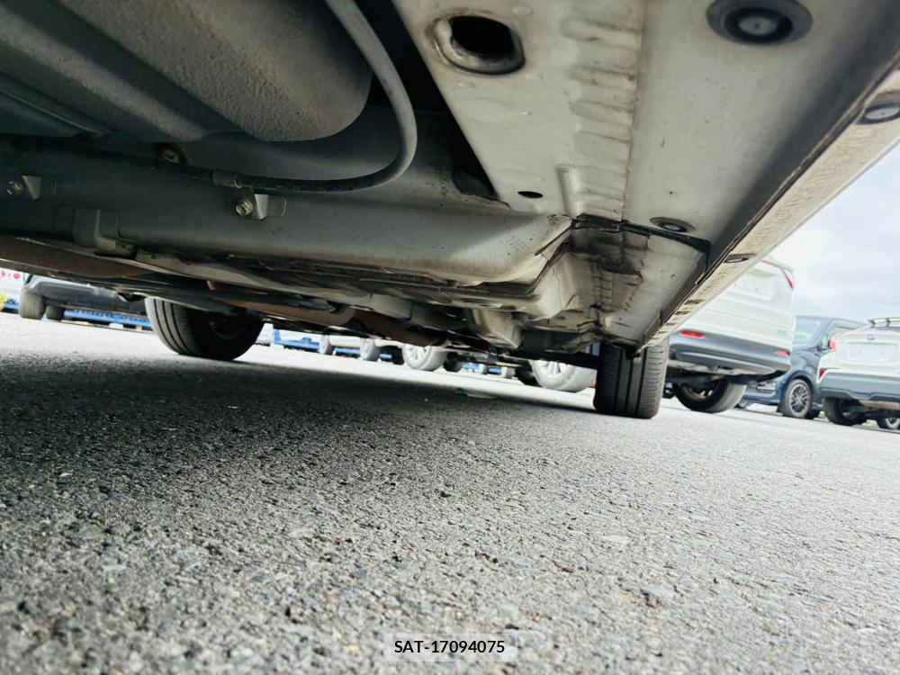 Toyota SIENTA 2019-08 8543895-36