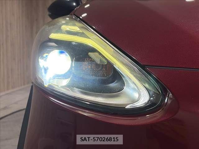 Toyota SIENTA 2019-06 8666900-12