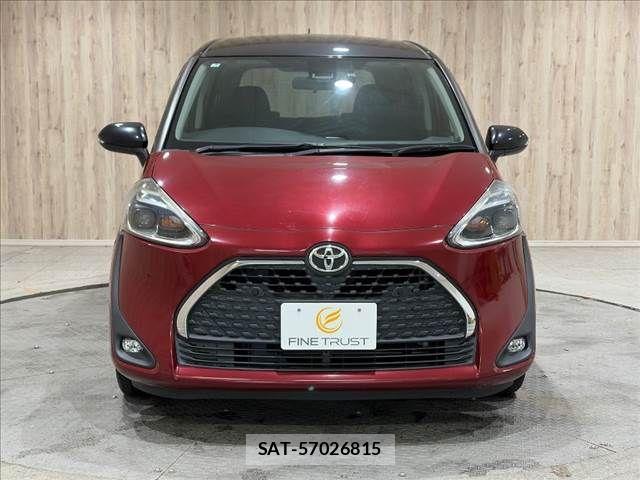 Toyota SIENTA 2019-06 8666900-15