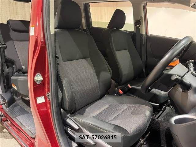 Toyota SIENTA 2019-06 8666900-8