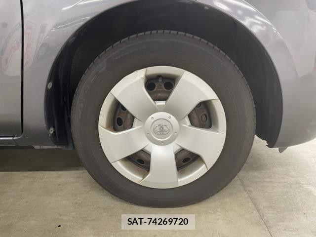 Toyota SIENTA 2010-04 8661568-4