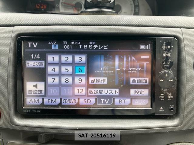 Toyota SIENTA 2011-11 8661557-22
