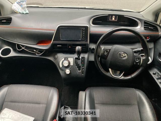 Toyota SIENTA 2018-02 8661553-9
