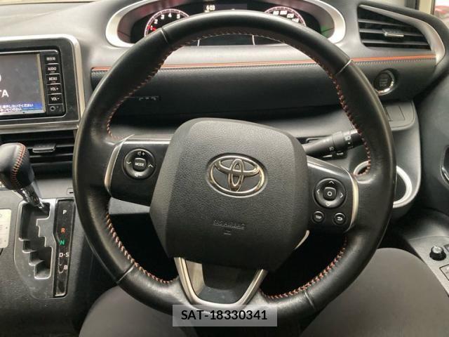 Toyota SIENTA 2018-02 8661553-13