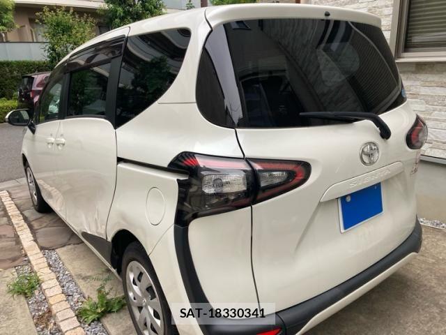 Toyota SIENTA 2018-02 8661553-4