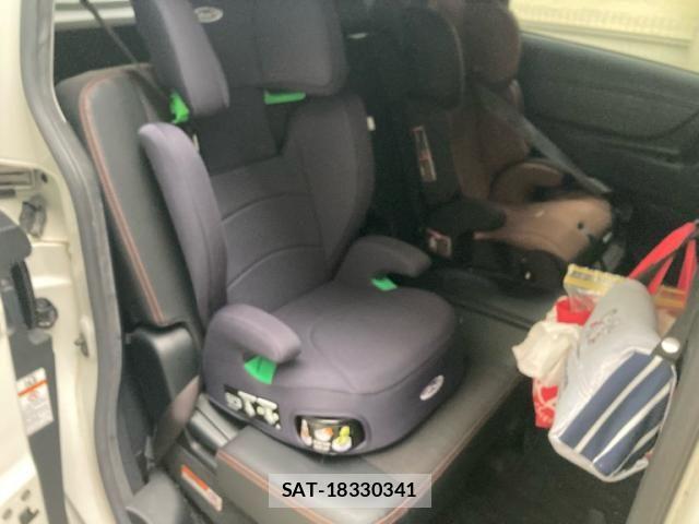Toyota SIENTA 2018-02 8661553-8