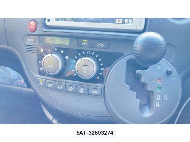 Toyota SIENTA 2013-07 8661566-6