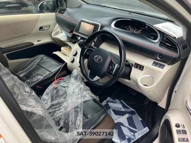 Toyota SIENTA 2015-10 8666902-10