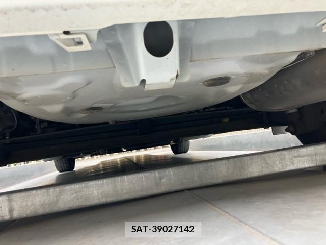 Toyota SIENTA 2015-10 8666902-22