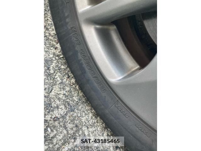 Toyota SIENTA 2017-03 8661556-10