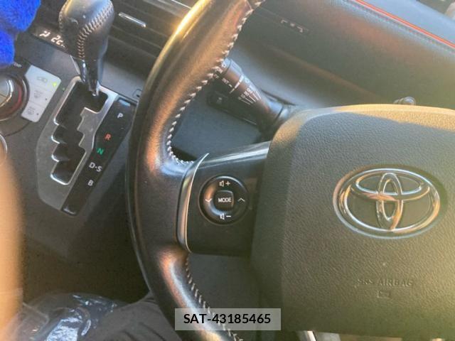 Toyota SIENTA 2017-03 8661556-19