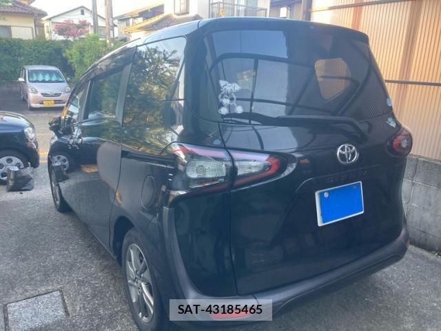 Toyota SIENTA 2017-03 8661556-5