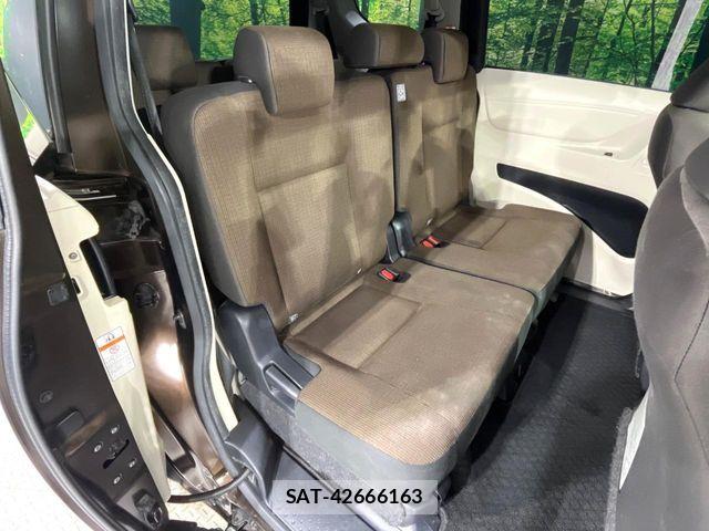 Toyota SIENTA 2015-12 8686545-9