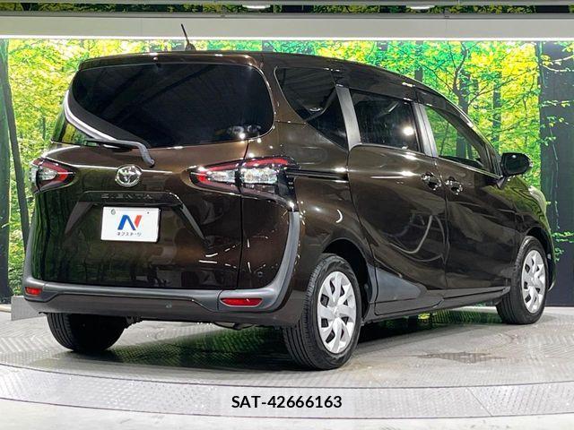 Toyota SIENTA 2015-12 8686545-16