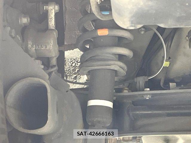 Toyota SIENTA 2015-12 8686545-19