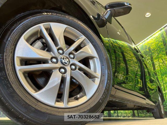 Toyota SIENTA 2016-07 8686547-12