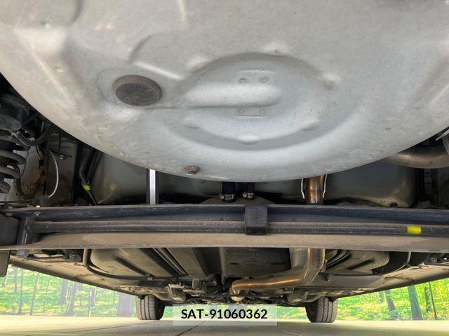 Toyota SIENTA 2015-07 8686541-18
